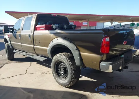 2008 Ford F-250 Fx4/Harley-Davidson/King Ranch/Lariat/Xl/Xlt z USA, uszkodzony, nr VIN 1FTSW21R68EA26181